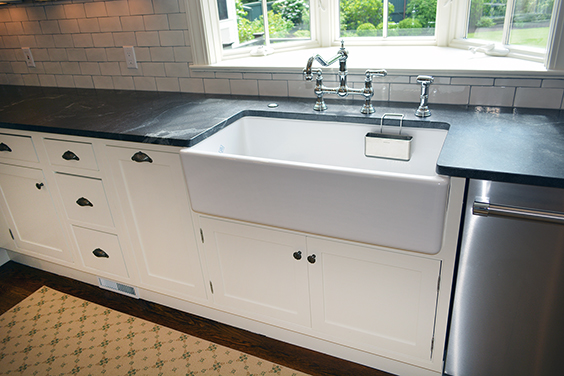 Monument Kitchen